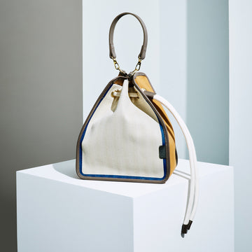 String bag - Off-white×Taupe×blue/camel